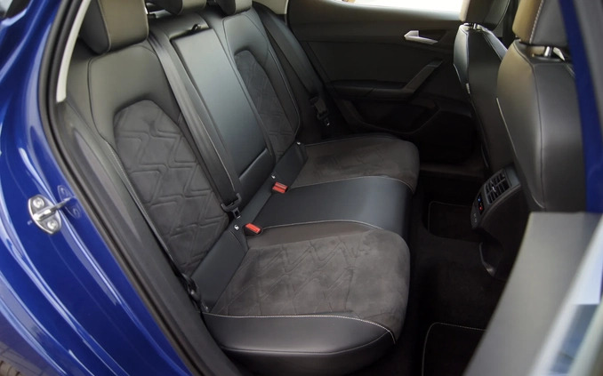 Seat Leon cena 77500 przebieg: 65906, rok produkcji 2021 z Kozienice małe 742
